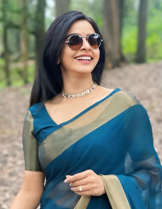 Divya Ganesh photo 4