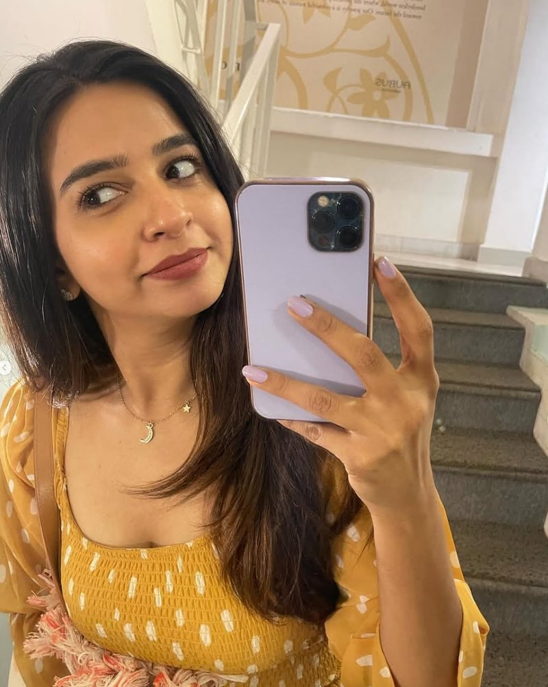 Divya Ganesh photo 3