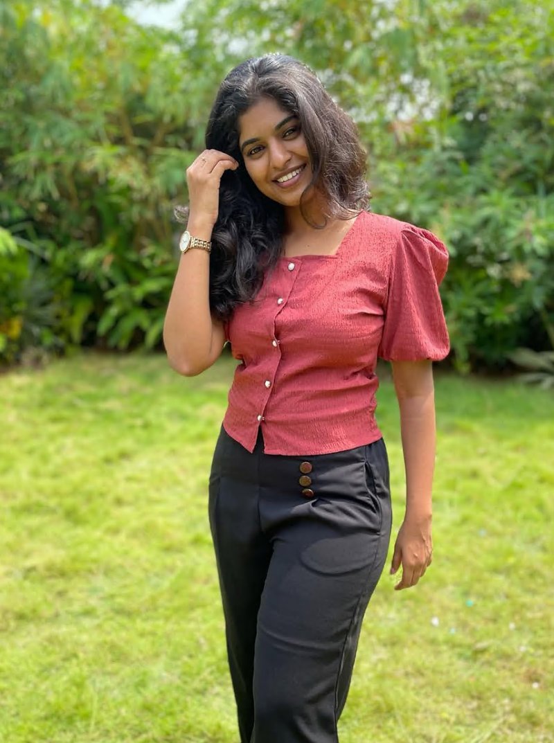 Mounica Senthilkumar photo 3