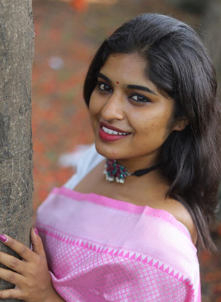 Mounica Senthilkumar photo 5