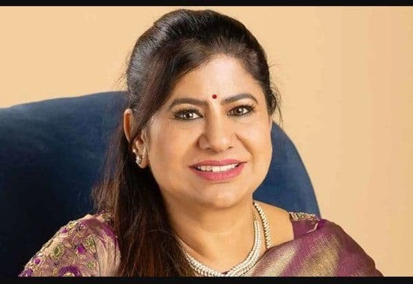 உதயநிதி பேச்சுக்கு எதிராக தேர்தல் கமிஷனில் அ.தி.மு.க. வேட்பாளர் புகார்