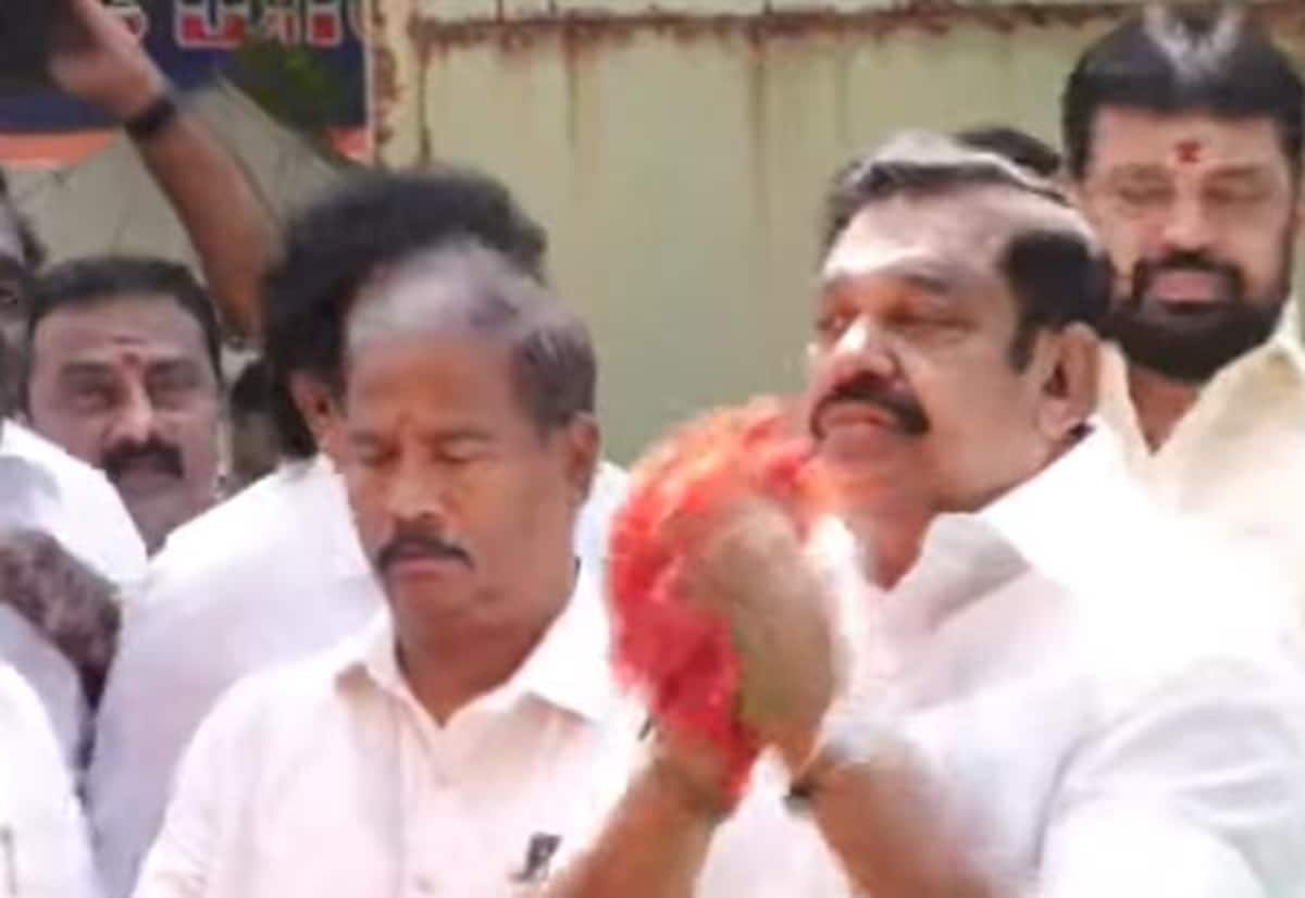 AIADMK district secretaries meet in Chennai; EPS holds key talks