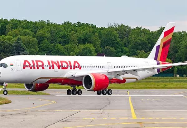 வான்கூவர் விமானம் 8 மணி நேரம் பறந்து மீண்டும் டில்லி திரும்பியது