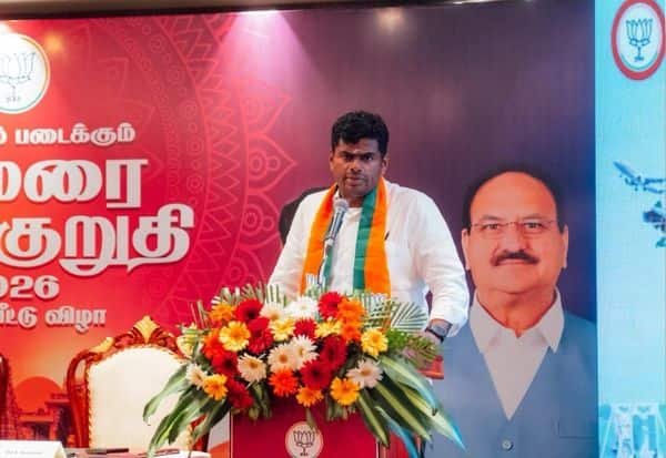 தமிழக எம்பிக்கள் குறையாது; ஸ்டாலின் பொய் பேசுகிறார்: அண்ணாமலை குற்றச்சாட்டு