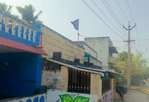 Weavers in Ranipet hoist black flags against DMK MLA’s campaign