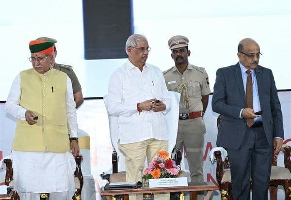 Poor must feel justice in their own language: Governor Arlekar