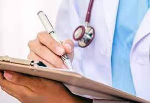 Centre tells govt hospitals to prescribe only generic-name medicines