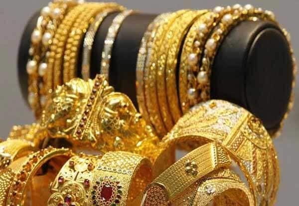Gold price keeps falling in Chennai; down Rs 640 per sovereign today