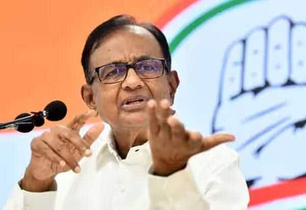 தமிழகம், வங்க தேர்தல் நேரத்தில் பார்லிமென்ட் கூட்ட அவசரம் ஏன்? சிதம்பரம் கேள்வி