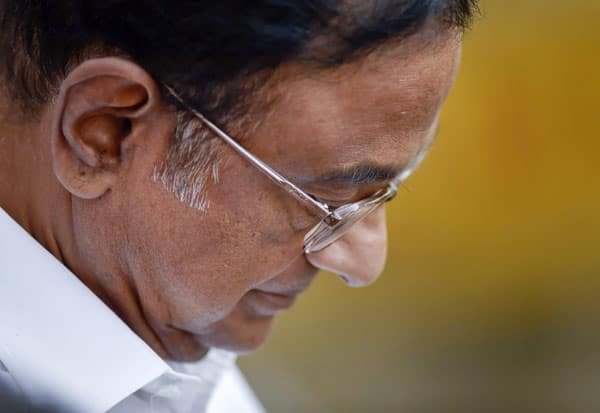 கோவையில் சிதம்பரத்தை வேட்பாளர்கள் சந்திக்காததால் காங்கிரஸில் பரபரப்பு