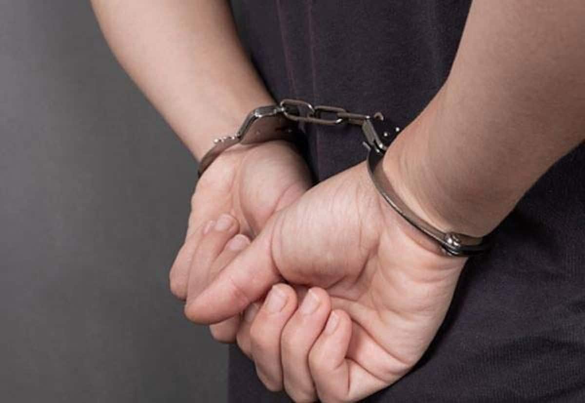 பாகிஸ்தான் உளவாளிக்கு ரகசிய தகவல் கசியவிட்டதாக கோவையில் கடற்படை வீரர் கைது