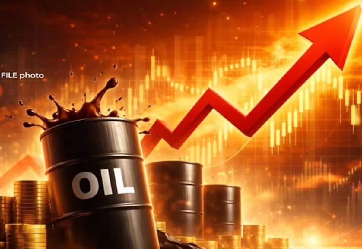 அமெரிக்கா–ஈரான் மோதல் தீவிரம்: கச்சா எண்ணெய் விலை பீப்பாய் $92 ஆக உயர்வு