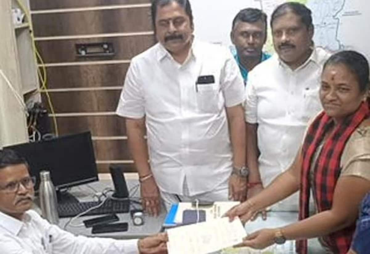 மதுராந்தகம், தாராபுரம் இடைத்தேர்தல்: திமுக வேட்பாளர்கள் வேட்புமனு தாக்கல்
