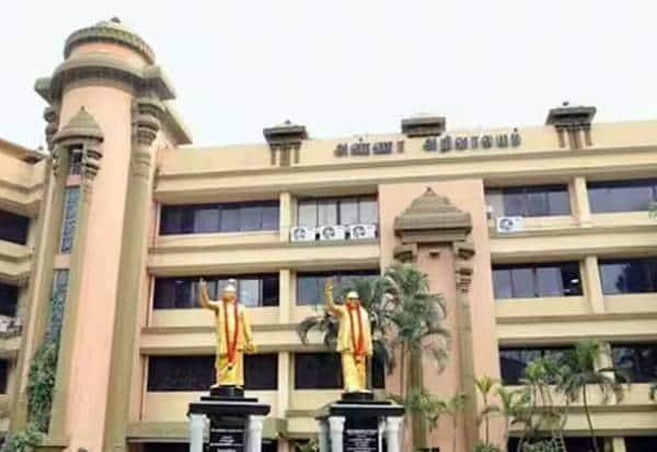 DMK tells counting agents to stay alert during postal vote tally