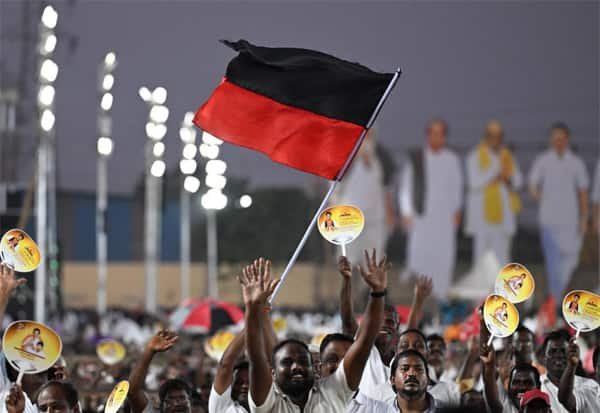 சேலத்தில் இன்று தி.மு.க. பொதுக்கூட்டம்: கமல், பிரேமலதா பங்கேற்பு; ராகுல் வரவில்லை