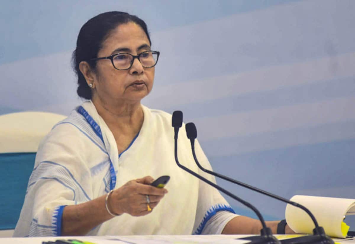 மம்தா அணிக்கு புதிய கட்சிப் பெயர், சின்னம்: தேர்தல் கமிஷன் ஒதுக்கீடு