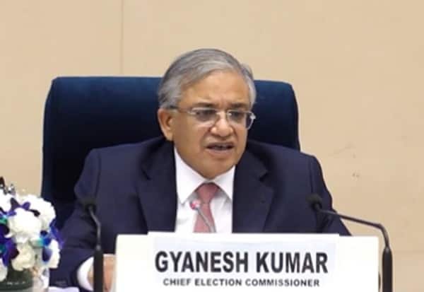 சாதனை வாக்குப்பதிவு: தமிழக வாக்காளர்களுக்கு தேர்தல் கமிஷன் ‘சல்யூட்’