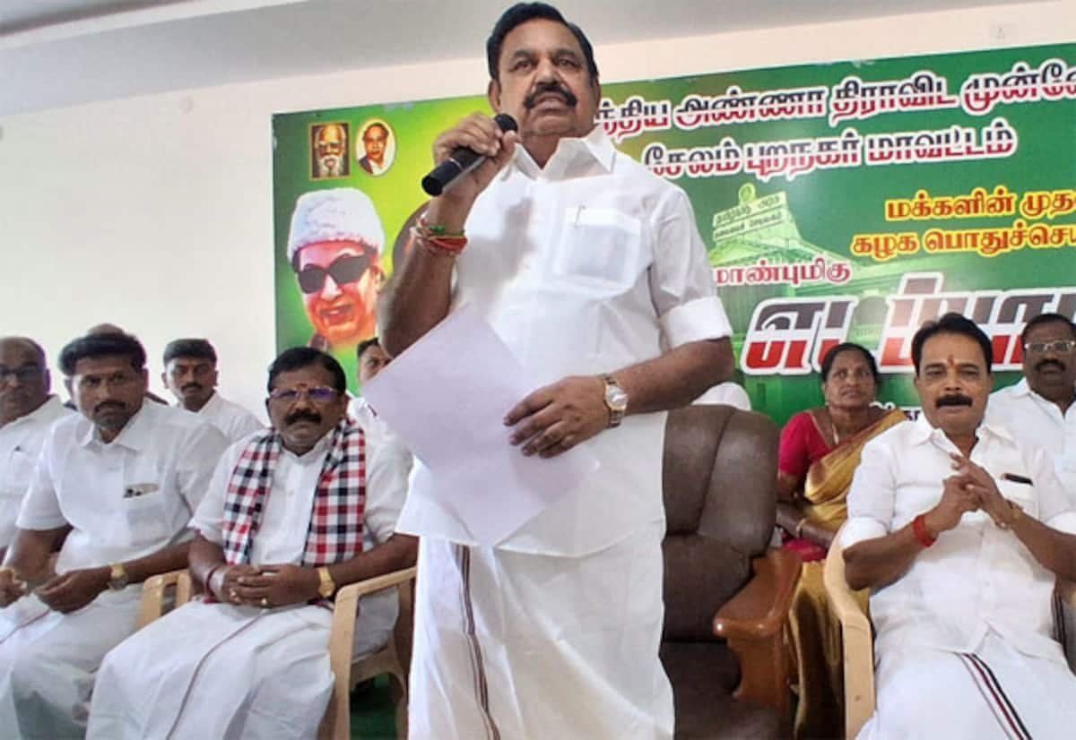 EPS accuses CM Vijay of running a ‘borrowed’ government