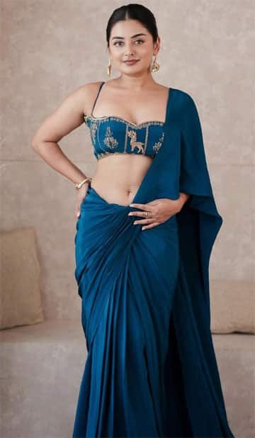 எஸ்தர் அனிலின் புதிய புகைப்படங்கள் கவனம் ஈர்க்கின்றன