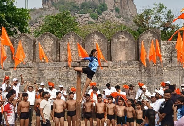 Maharashtra MP denied entry for cleaning drive at Gingee Fort
