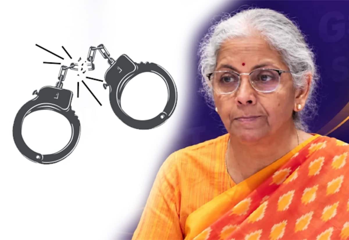 ஜி.எஸ்.டி. சட்டத்தில் கைது அதிகாரம் நீக்கம்; பொது அபராதம் ரூ.10,000 ஆக குறைப்பு