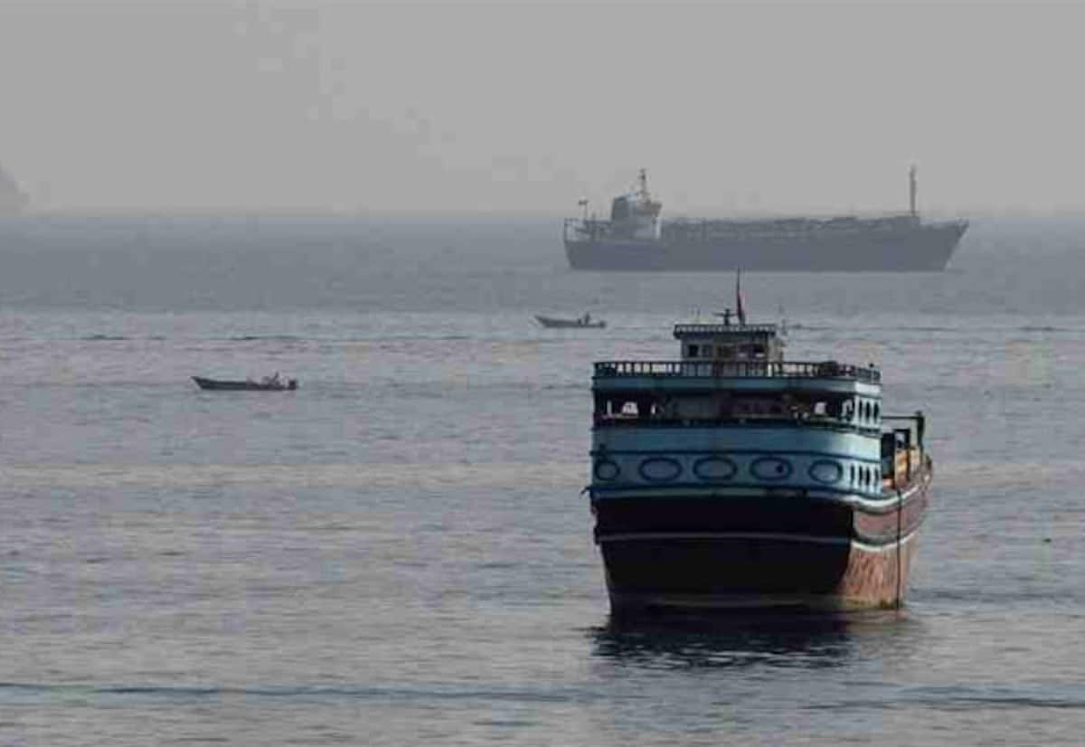 20 Indian sailors rescued after attacks on two ships near Hormuz; 2 missing