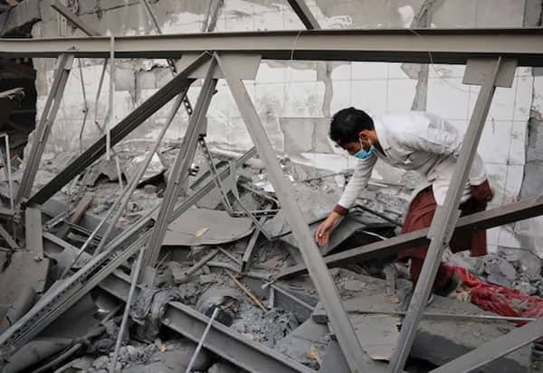 காபூல் மருத்துவமனை தாக்குதல்: ‘படுகொலையை ராணுவ நடவடிக்கையாக்க முயற்சி’ என பாகிஸ்தானுக்கு இந்தியா கண்டனம்