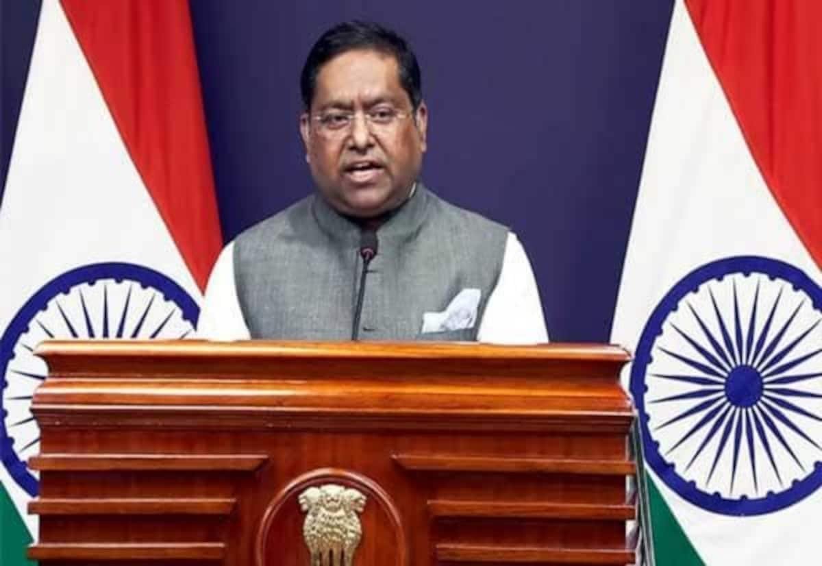 சவுதி விமான நிலைய தாக்குதல்: இந்தியா கடும் கண்டனம்; 3 பேர் பலி