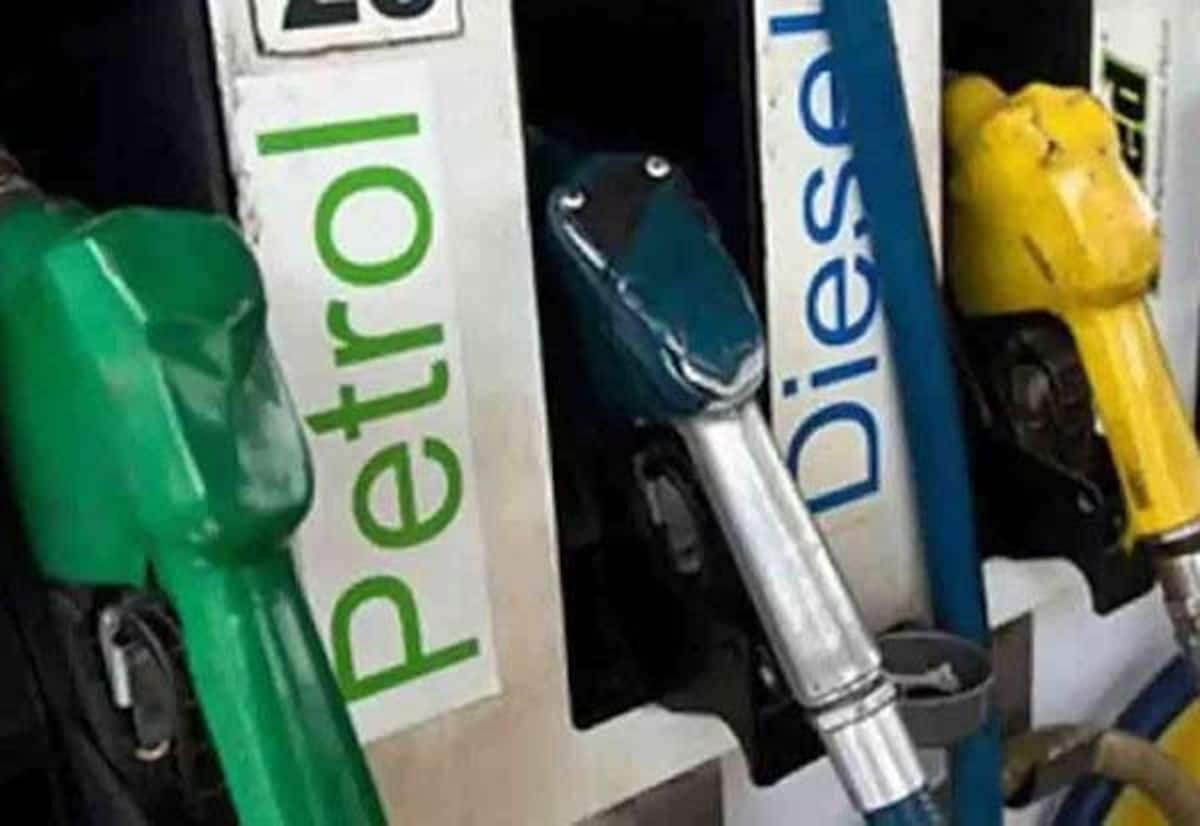Petrol, diesel cheaper in India than Dubai; diesel gap wider