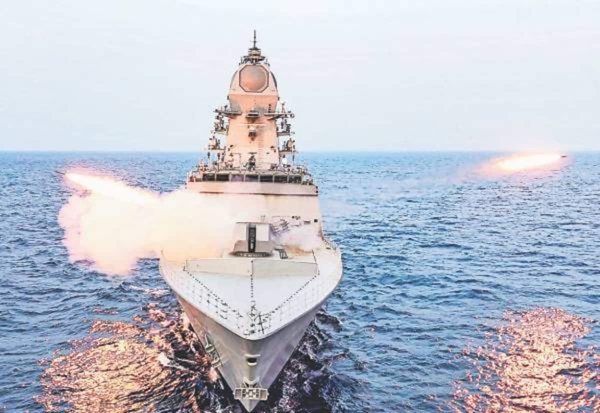 INS Mahendragiri, stealth warship built in India, commissioned at Vizag