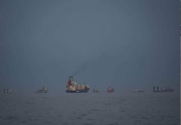 எதிரிகளின் கப்பல்களைத் தவிர ஹார்முஸ் ஜலசந்தி திறந்தே இருக்கும்: ஈரான்