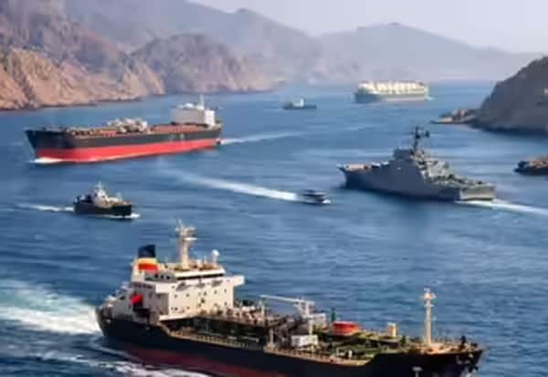 ஹார்முஸ் வழியாக எண்ணெய் கப்பல்களுக்கு யுவான் நிபந்தனை; ஈரான் பரிசீலனை