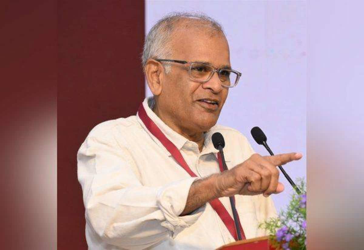 அச்சு ஊடகம் இன்னும் 25 ஆண்டுகள் ஆற்றலை இழக்காது: ஜெயமோகன்