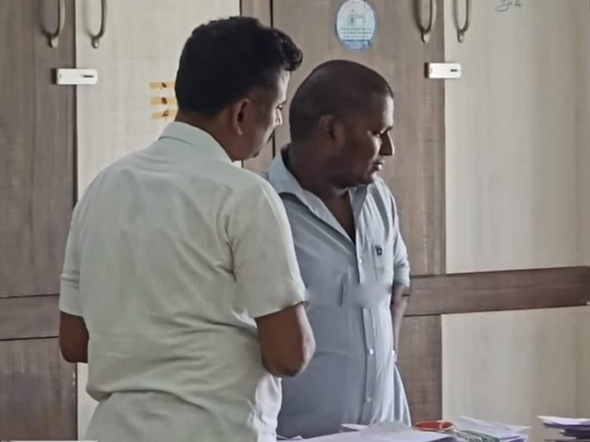 Revenue Inspector Suspended After Rs 2,500 Bribe Arrest in Kallakurichi