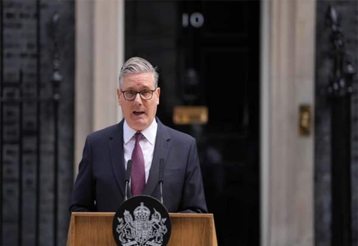 UK PM Keir Starmer Resigns Amid Labour Party Revolt
