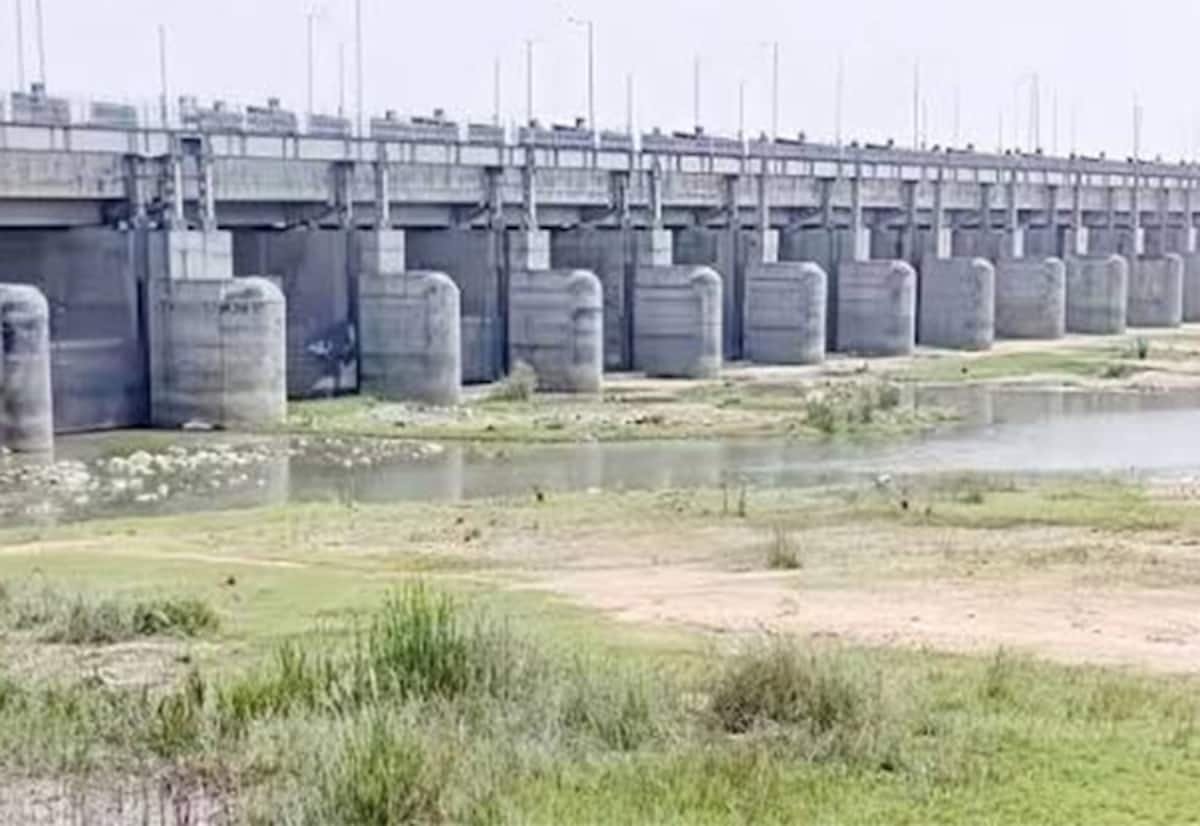 மத்திய அனுமதி இல்லாததால் புதிய கதவணையில் காவிரி நீர் தேக்கம் தடை