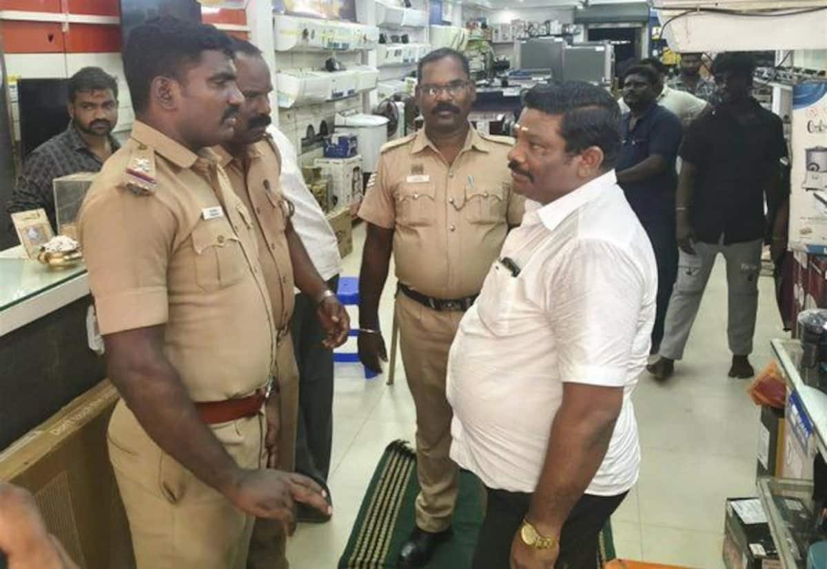 Kumbakonam Congress mayor in row after temple land purchase scam