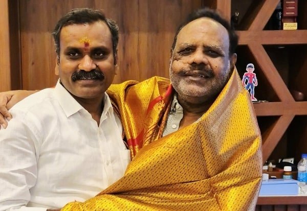 சென்னையில் முன்னாள் சபாநாயகர் தனபாலை சந்தித்த எல்.முருகன்