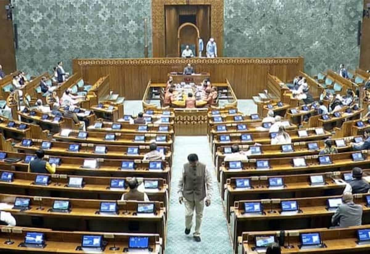 Lok Sabha passes bill to raise Supreme Court judges to 38