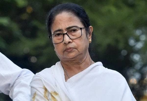Mamata announces Rs 1,500 monthly aid for unemployed Class 10 pass youth