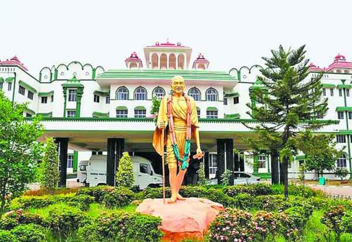 Madurai HC seeks TN reply on menstrual leave for women employees