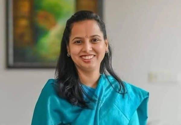 Maharashtra plans first-of-its-kind policy for single women