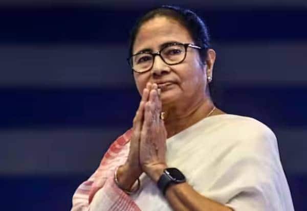 தோல்விக்குப் பின் ‘முன்னாள் முதல்வர்’ சொல்லை தவிர்த்த மம்தாவின் எக்ஸ் சுயவிபரம்