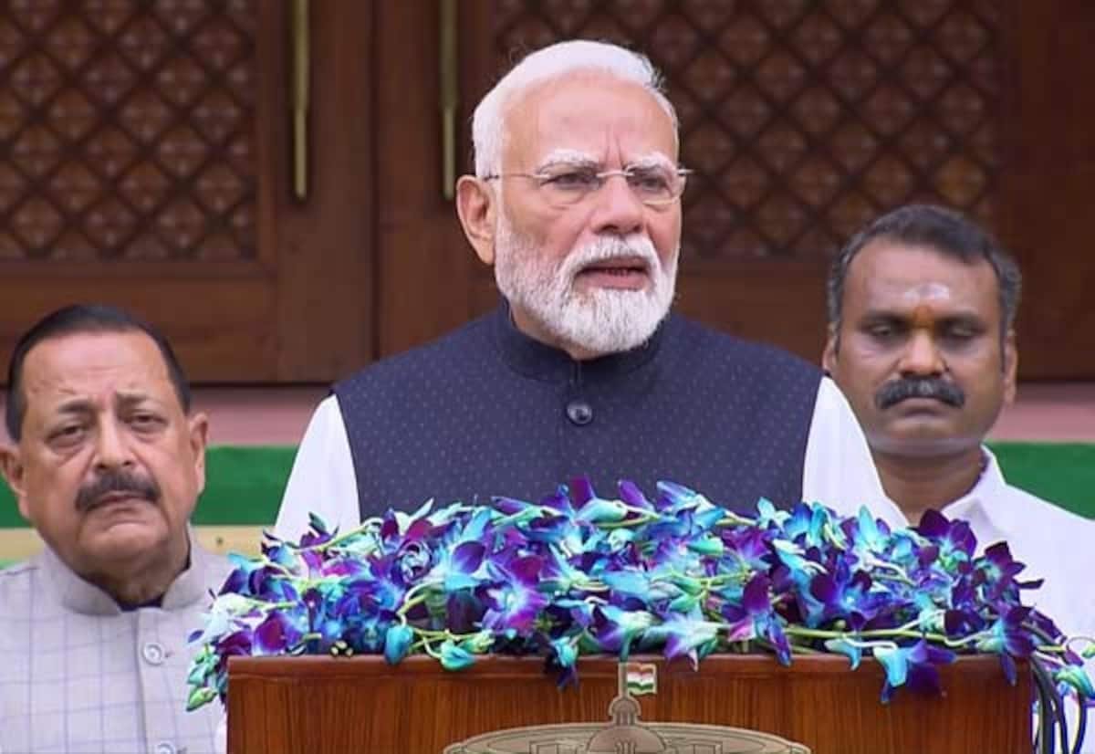 56 வயதில் ‘இளைஞர்’ என சொல்லிக் கொள்பவர்களுக்கான காலம் அல்ல: மோடி