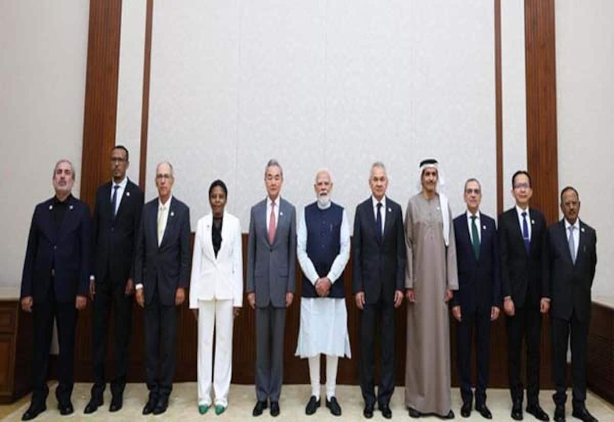 India aims to contribute to global security: PM Modi at BRICS meet