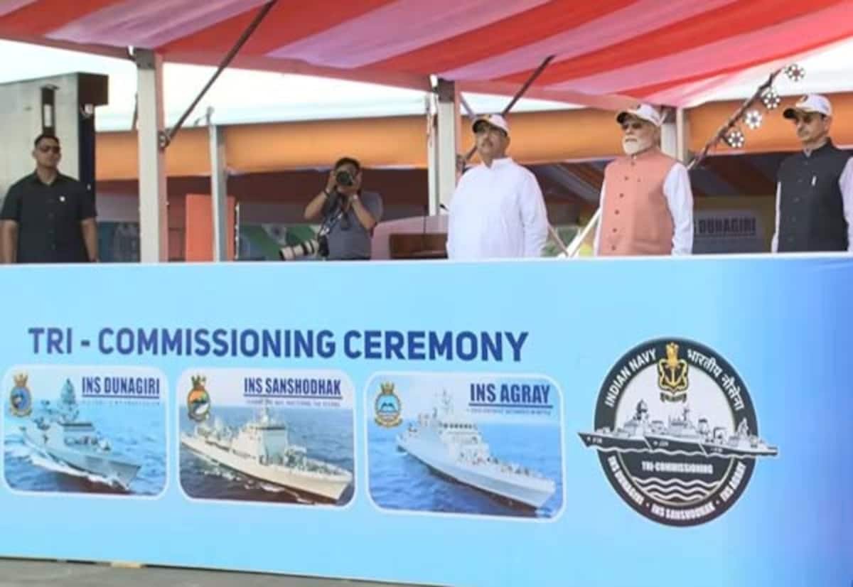 PM Modi dedicates three indigenously built naval ships in Kolkata