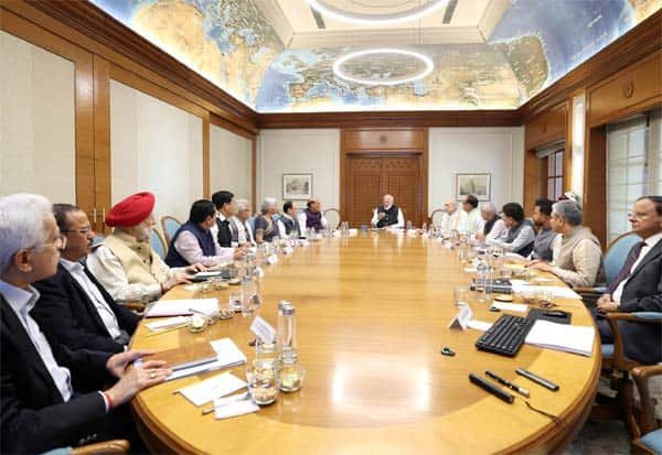 மேற்காசியா போர் தாக்கம்: மக்களின் சிரமம் குறைய துறைகள் ஒருங்கிணைந்து செயல்பட வேண்டும் என மோடி