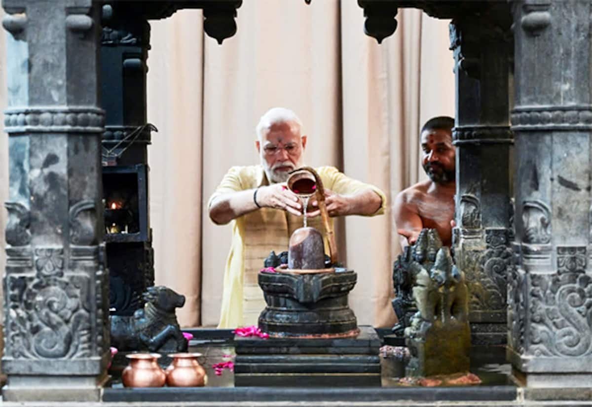 Aadukalam Naren