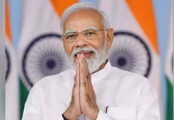 PM Modi hosts dinner for SPG staff, thanks them after hectic tour