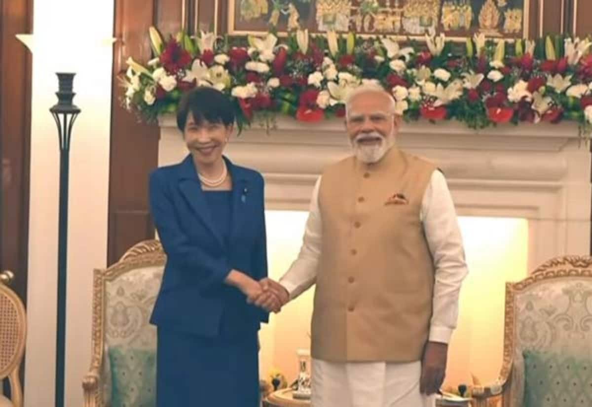 டில்லியில் ஜப்பான் பிரதமர் டகாய்ச்சியுடன் பிரதமர் மோடி சந்திப்பு